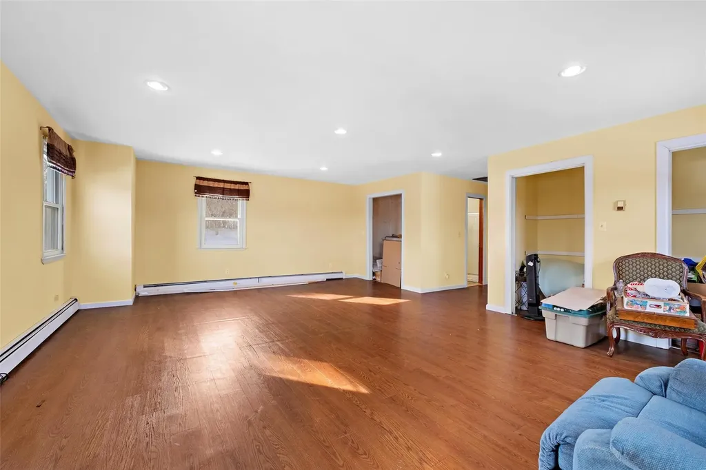 26 Hilltop Drive Mahopac NY 10541
