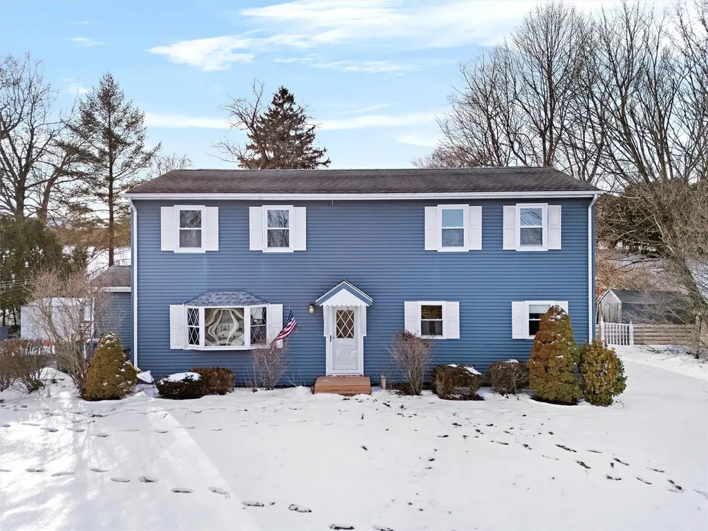 26 Hilltop Drive Mahopac NY 10541