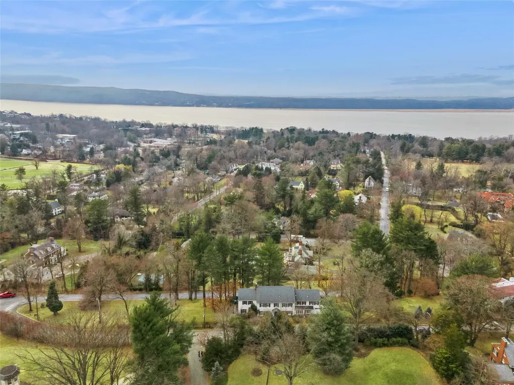 57 Field Terrace Irvington NY 10533
