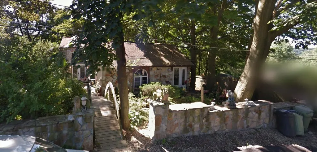 21 Amawalk Road Carmel NY 10512