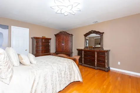 109 Adirondack Drive Selden NY 11784