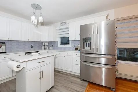 109 Adirondack Drive Selden NY 11784