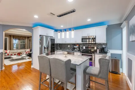 109 Adirondack Drive Selden NY 11784