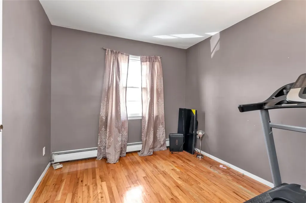 1052 Howells Road Bay Shore NY 11706