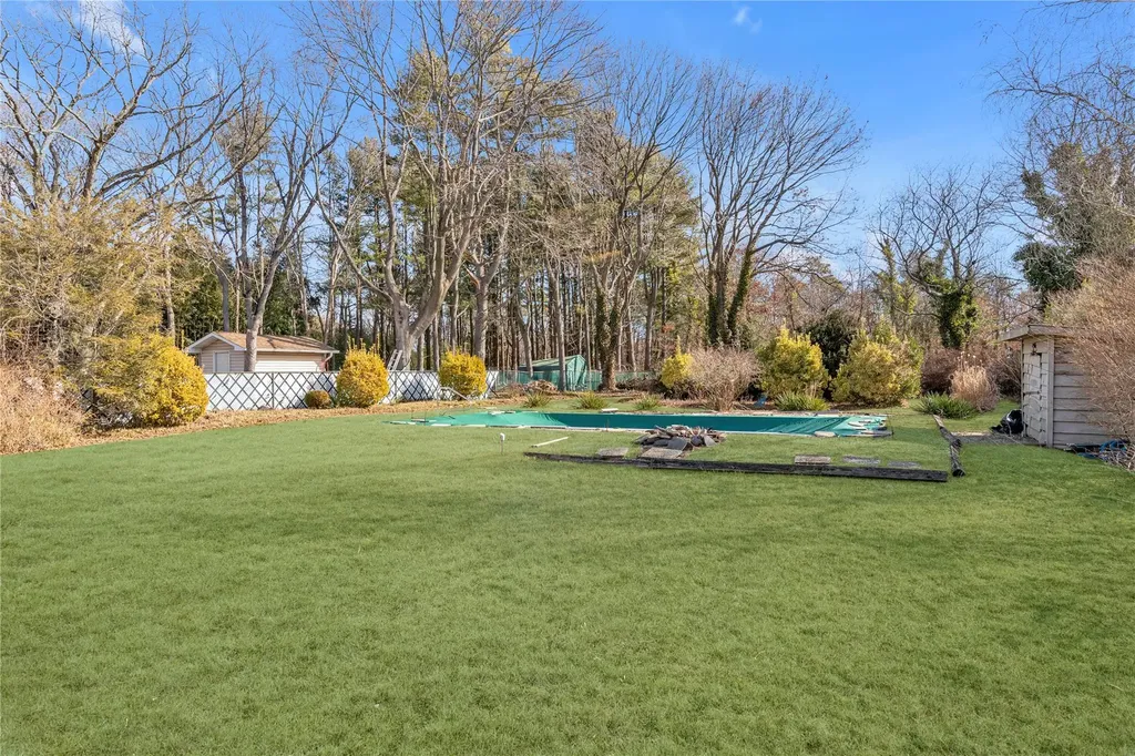 1052 Howells Road Bay Shore NY 11706