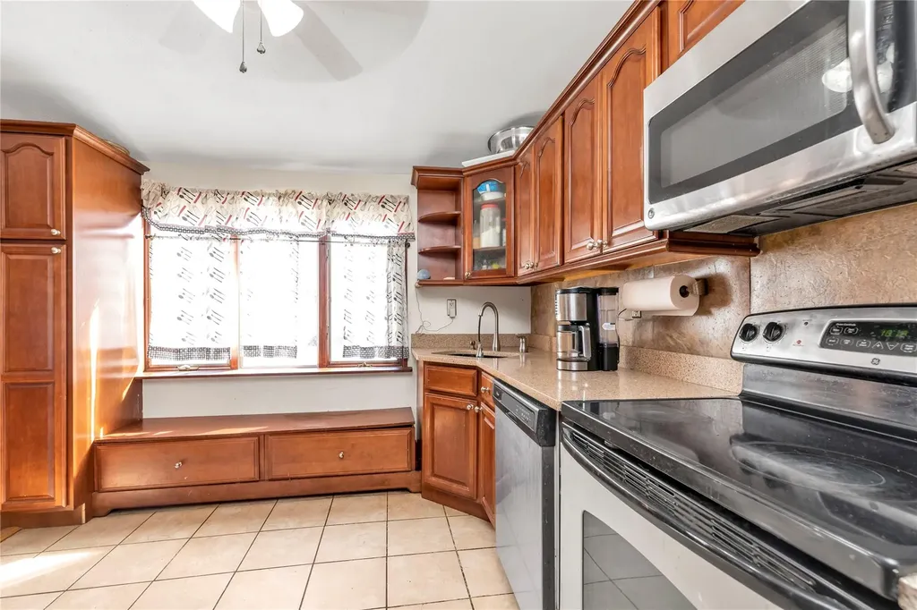 1052 Howells Road Bay Shore NY 11706