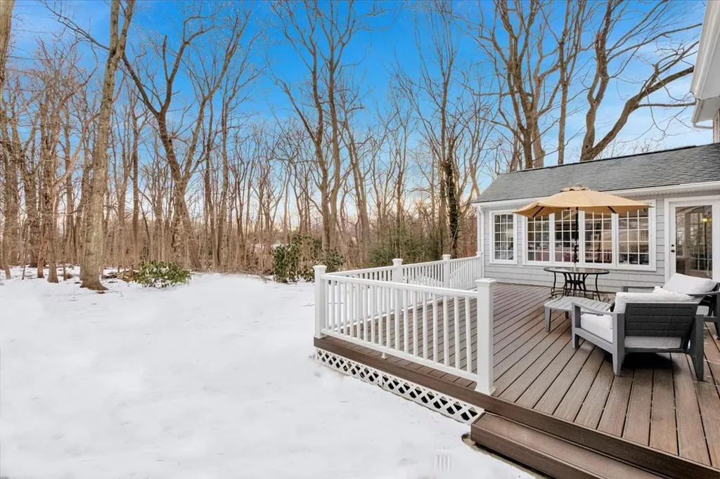 15 Milford Drive White Plains NY 10606