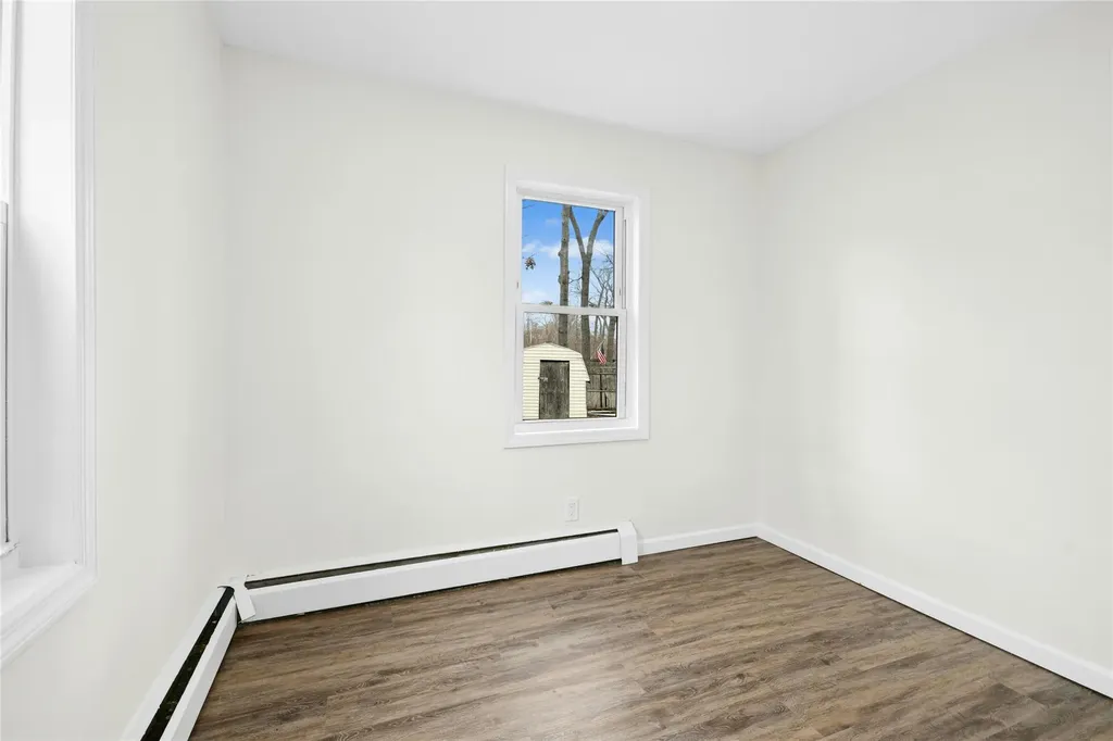 125 Patchogue Avenue Mastic NY 11950