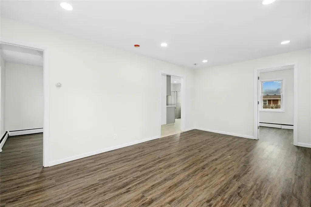 125 Patchogue Avenue Mastic NY 11950