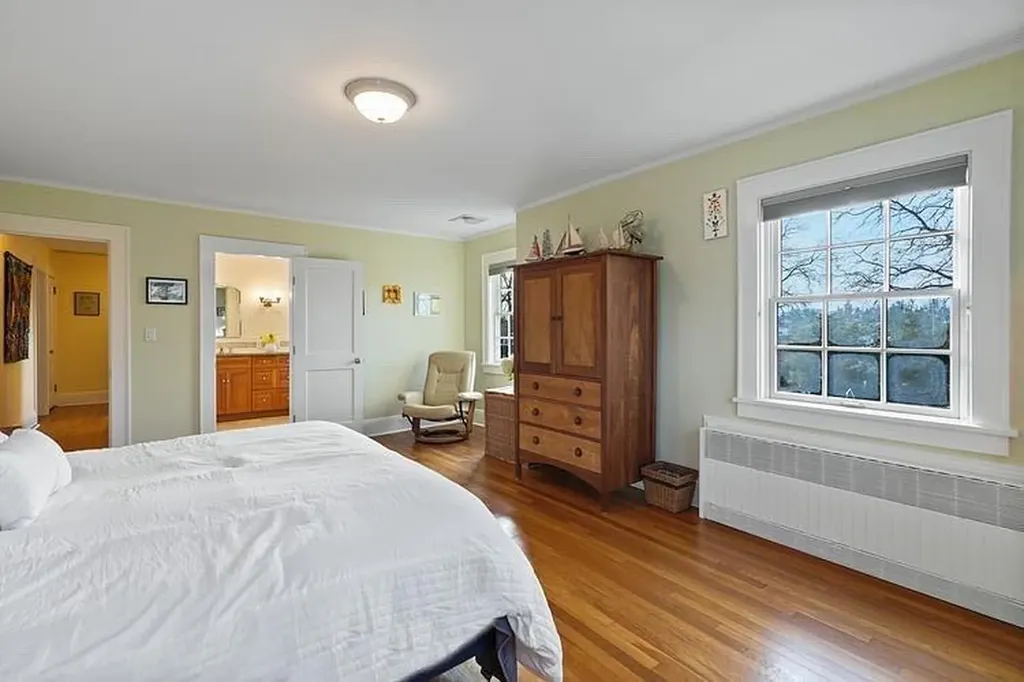 610 Oakhurst Road Mamaroneck NY 10543