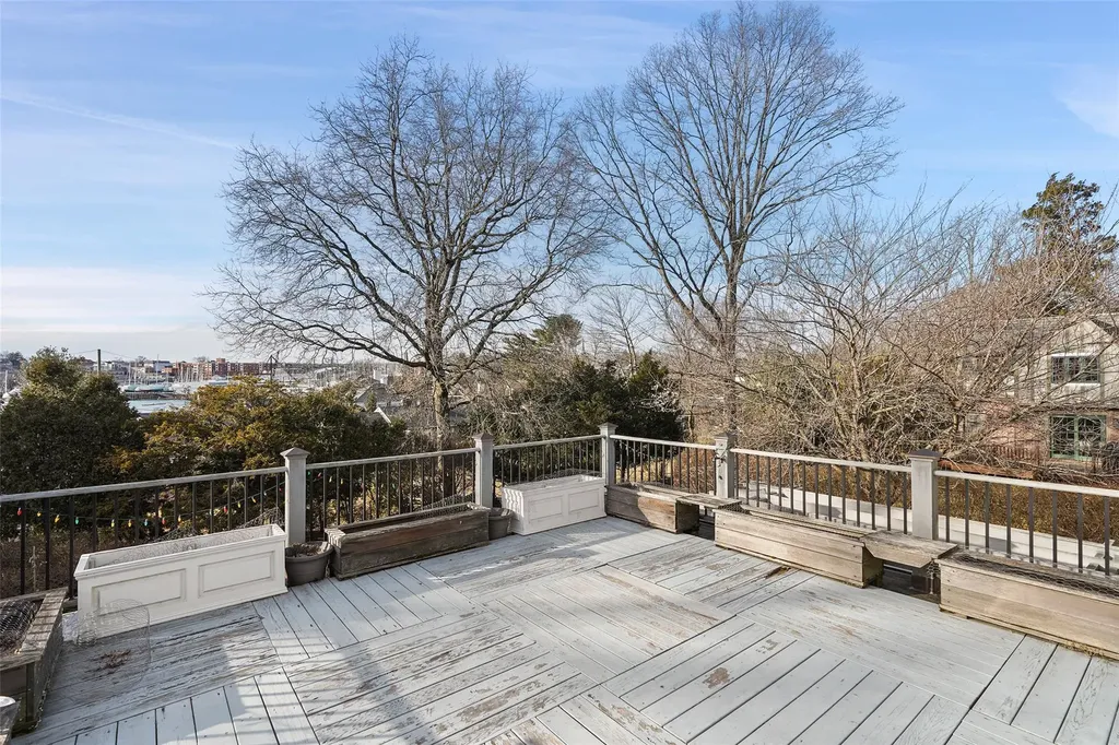 610 Oakhurst Road Mamaroneck NY 10543