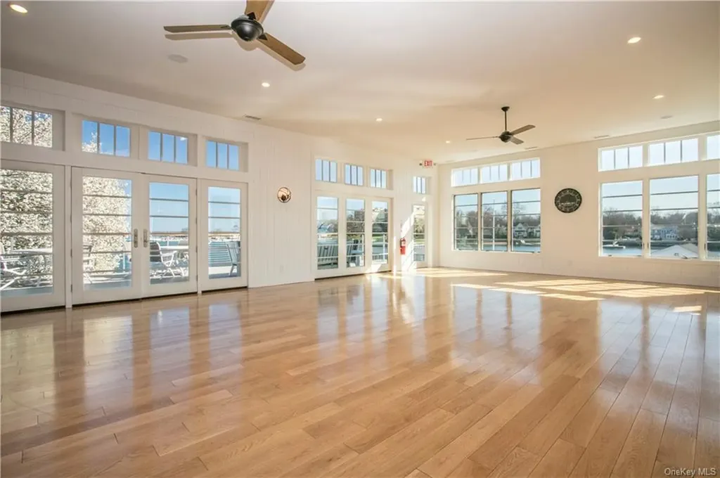 610 Oakhurst Road Mamaroneck NY 10543
