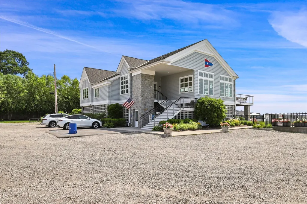 610 Oakhurst Road Mamaroneck NY 10543