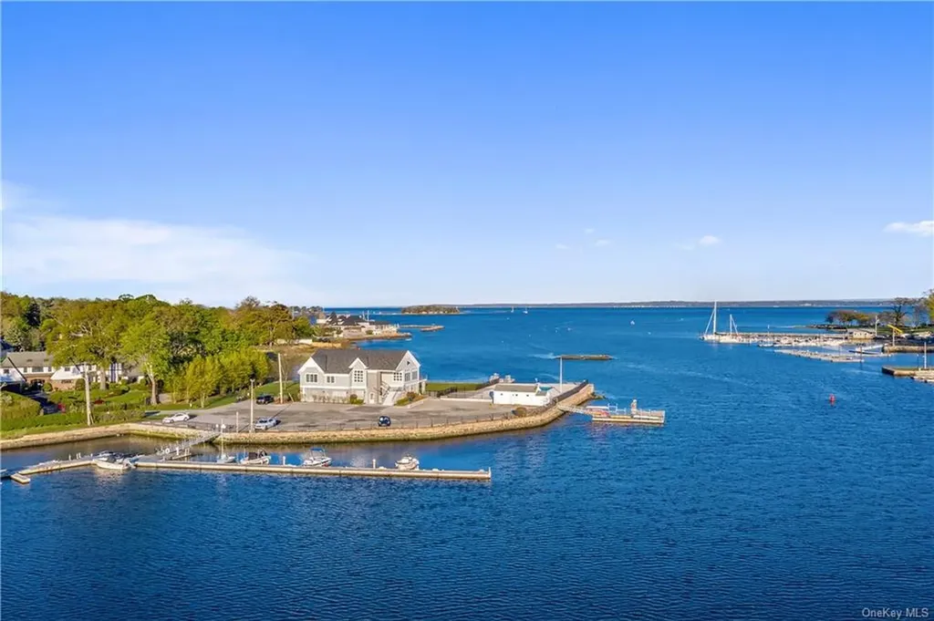 610 Oakhurst Road Mamaroneck NY 10543