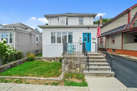 28 Acorn Terrace New Rochelle NY 10801