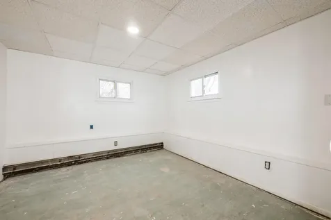 101 Monroe Street Amityville NY 11701