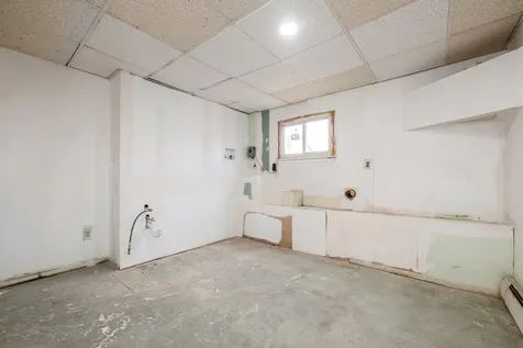 101 Monroe Street Amityville NY 11701