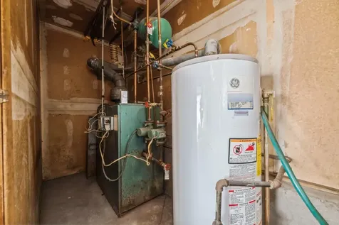 101 Monroe Street Amityville NY 11701