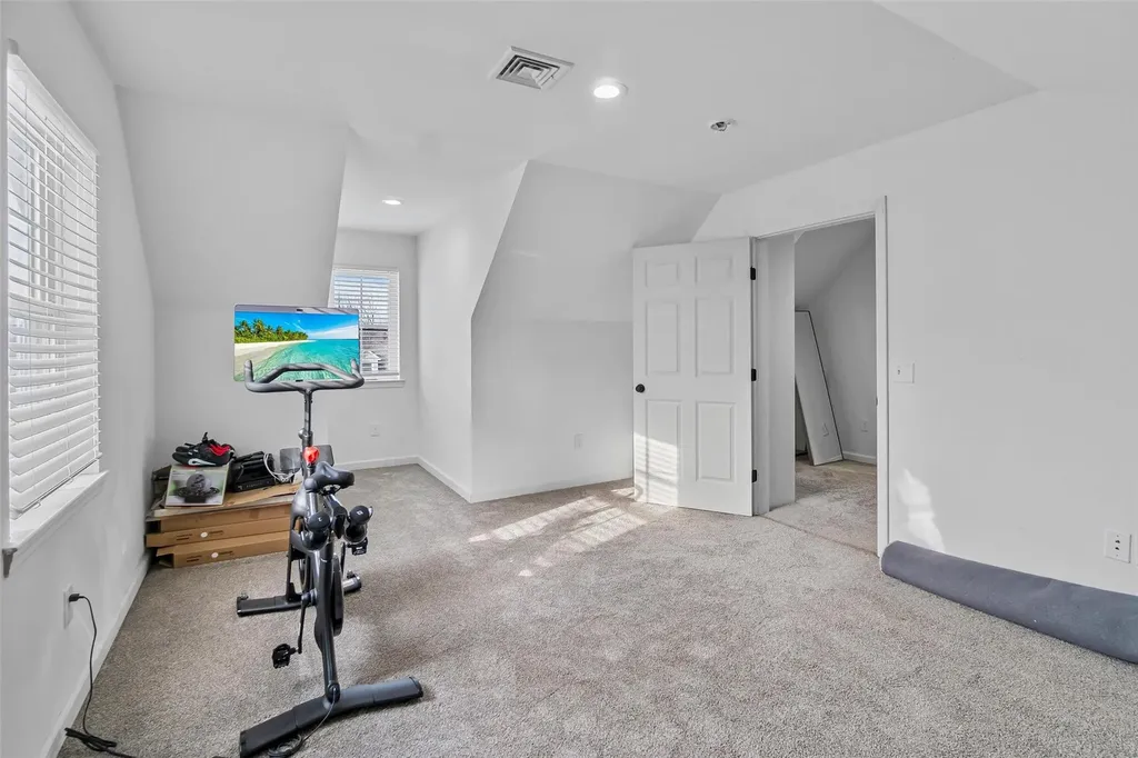 70 Glenmere Avenue Florida NY 10921
