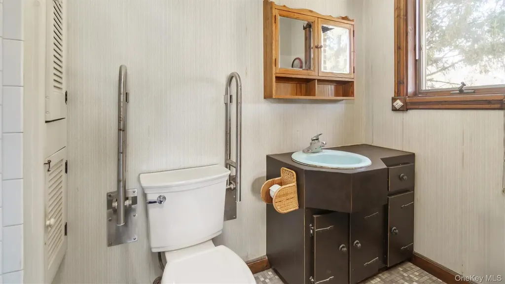 155 Shepard Drive Southold NY 11971