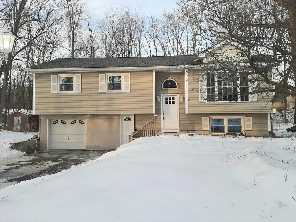 62 Holt Road Hyde Park NY 12538