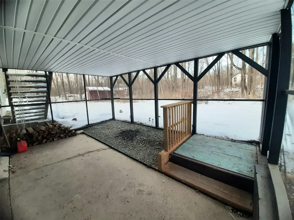 62 Holt Road Hyde Park NY 12538