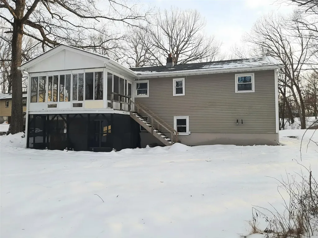 62 Holt Road Hyde Park NY 12538