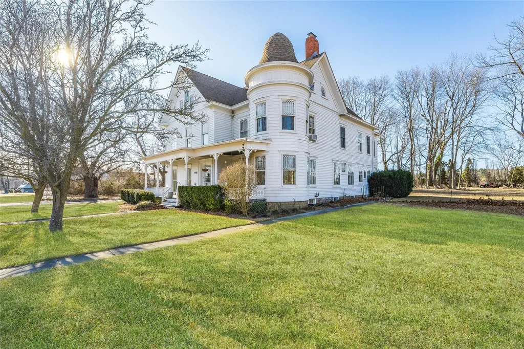 1982 Main Road Laurel NY 11948