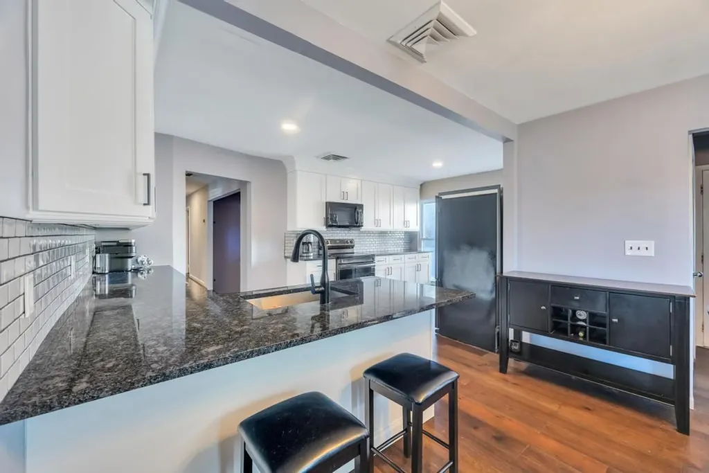 3 Maywood Lane Coram NY 11727