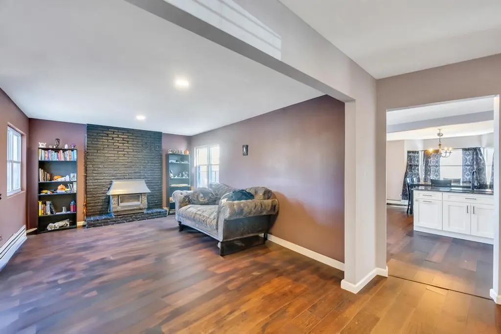 3 Maywood Lane Coram NY 11727