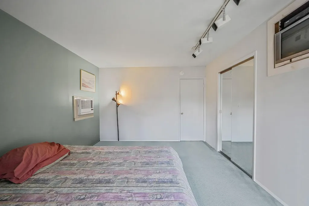 5 Wendy Road Coram NY 11727