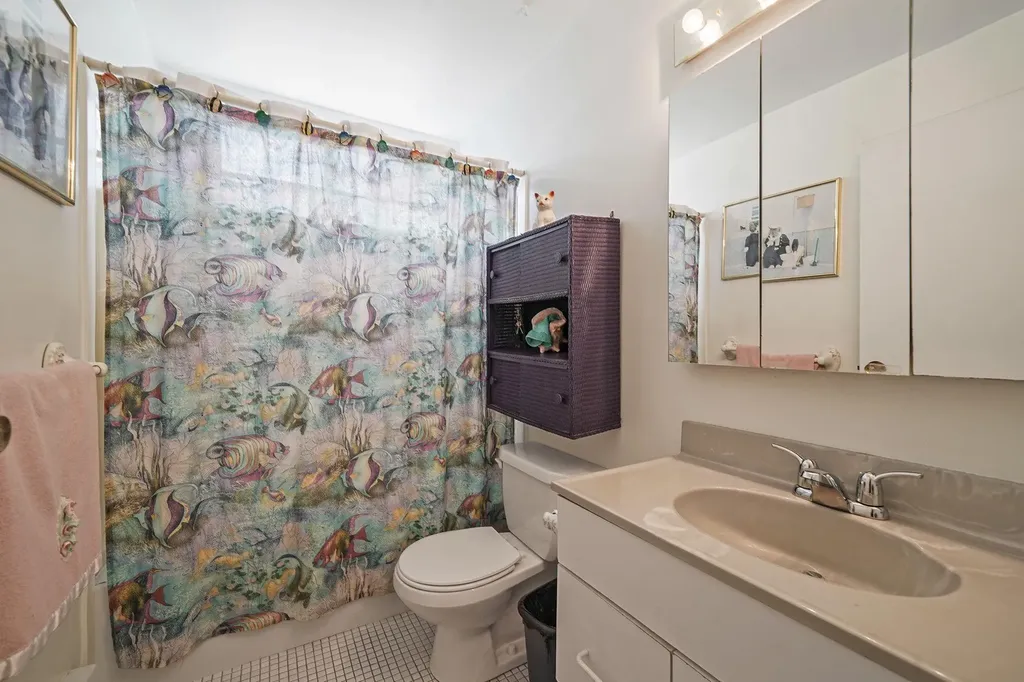 5 Wendy Road Coram NY 11727