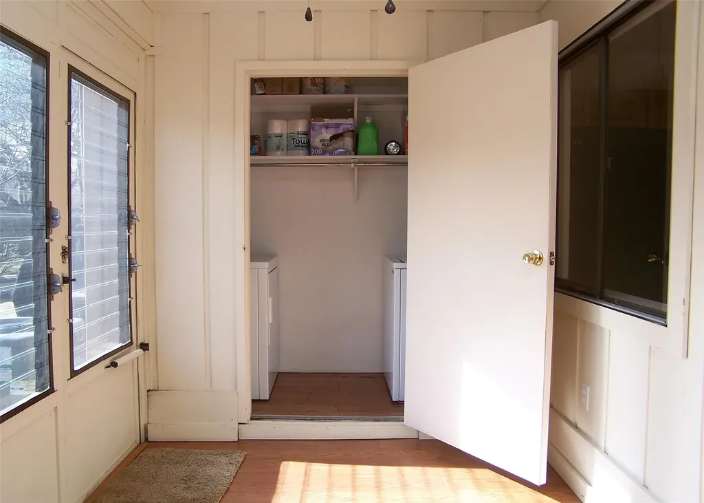 27 Strathmore Gate Drive Stony Brook NY 11790