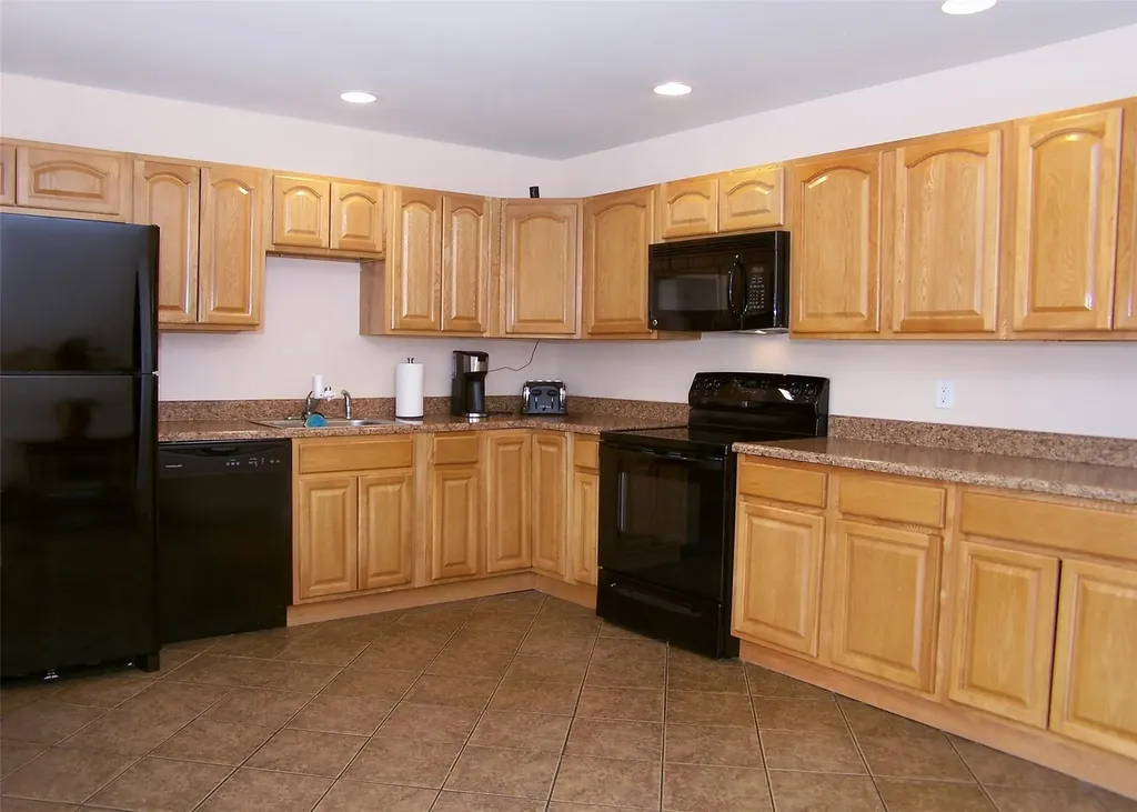 27 Strathmore Gate Drive Stony Brook NY 11790