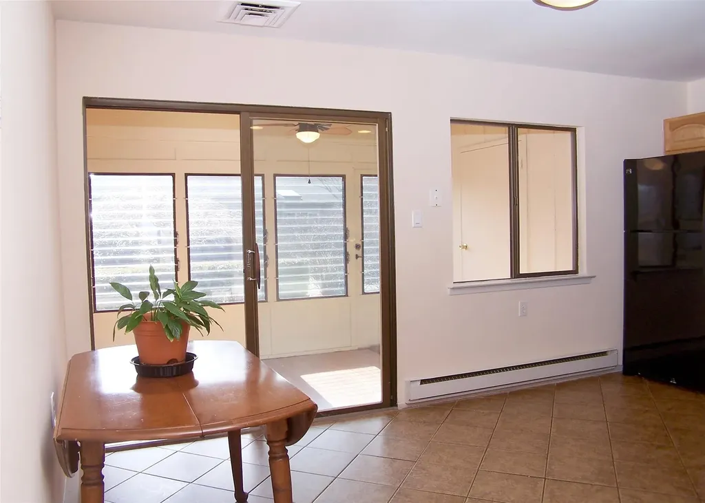 27 Strathmore Gate Drive Stony Brook NY 11790