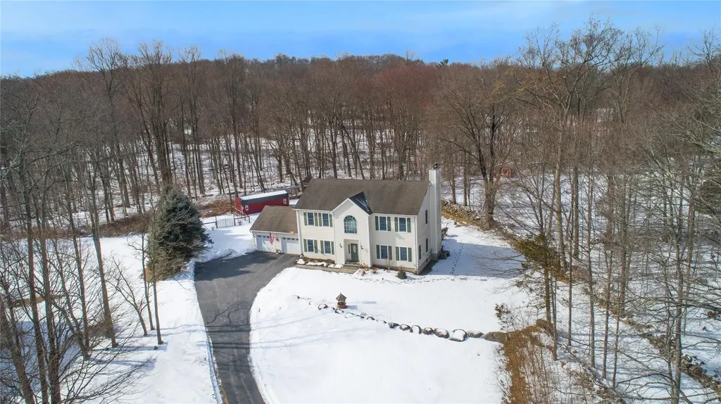 9 Pheasant Run Road Putnam Valley NY 10579