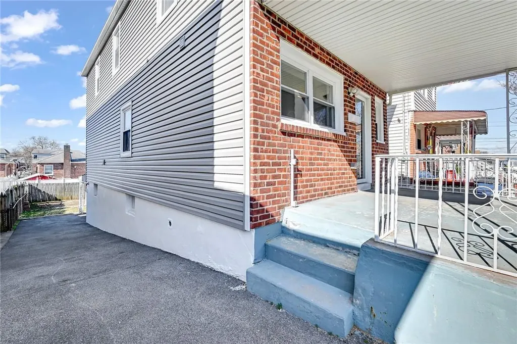 1017 Swinton Avenue Bronx NY 10465