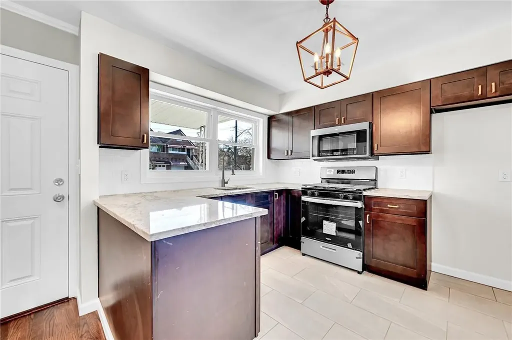 1017 Swinton Avenue Bronx NY 10465