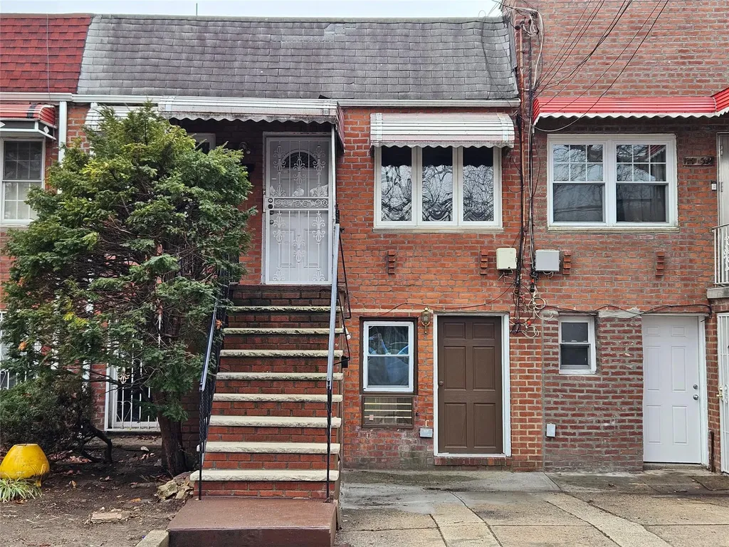 1154 E 101st Street Brooklyn NY 11236