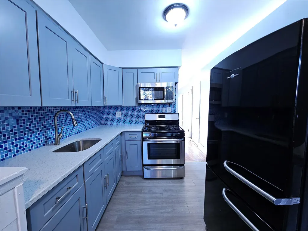 1154 E 101st Street Brooklyn NY 11236