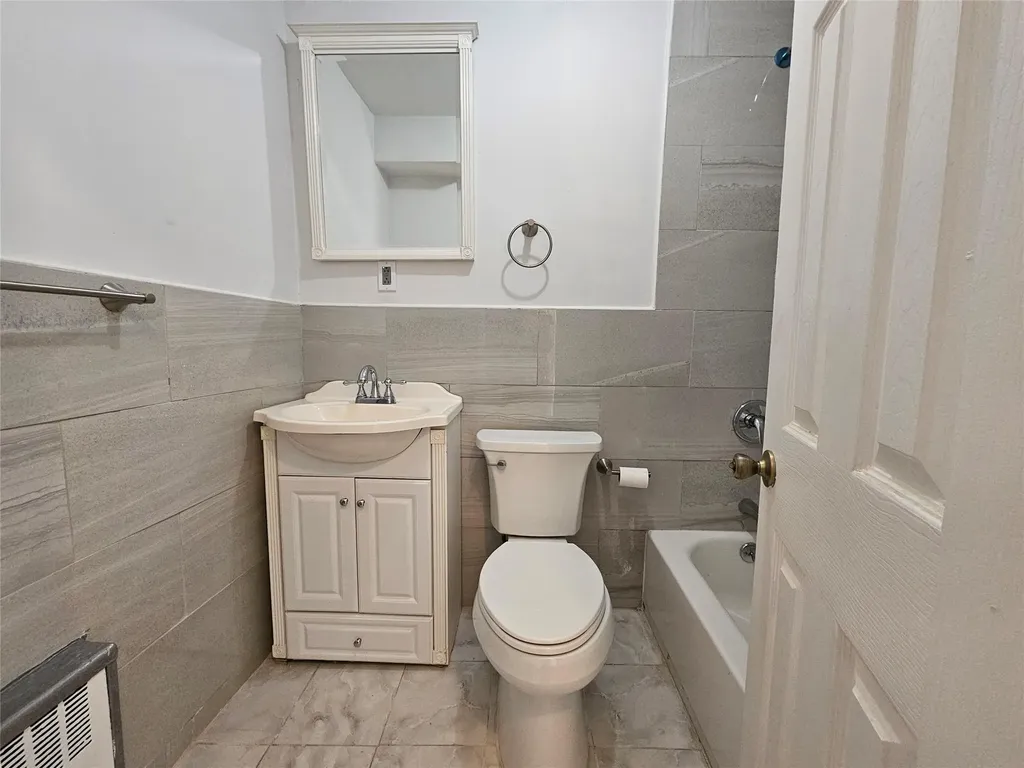 1154 E 101st Street Brooklyn NY 11236