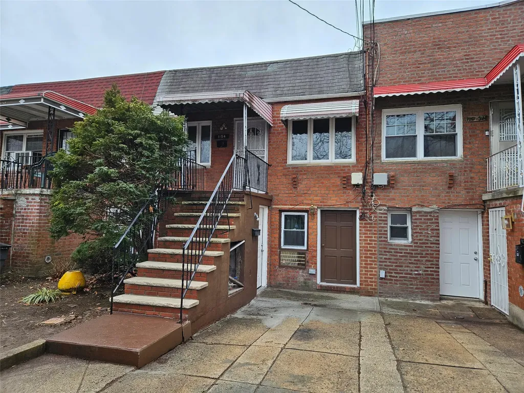 1154 E 101st Street Brooklyn NY 11236