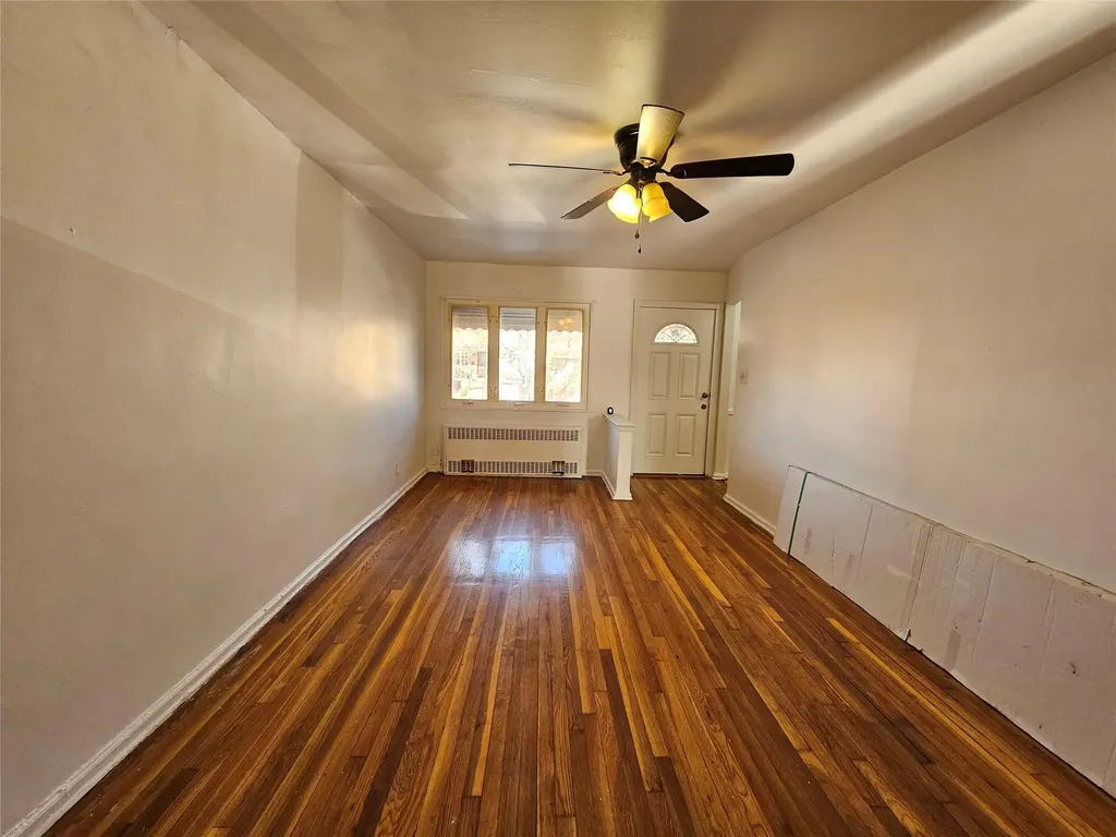 1154 E 101st Street Brooklyn NY 11236