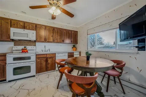 97 Sammis Avenue Deer Park NY 11729