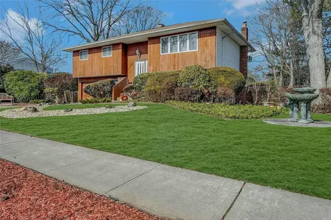 97 Sammis Avenue Deer Park NY 11729