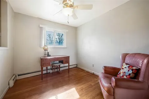97 Sammis Avenue Deer Park NY 11729