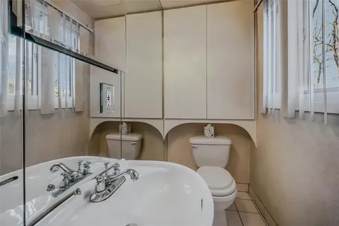 97 Sammis Avenue Deer Park NY 11729