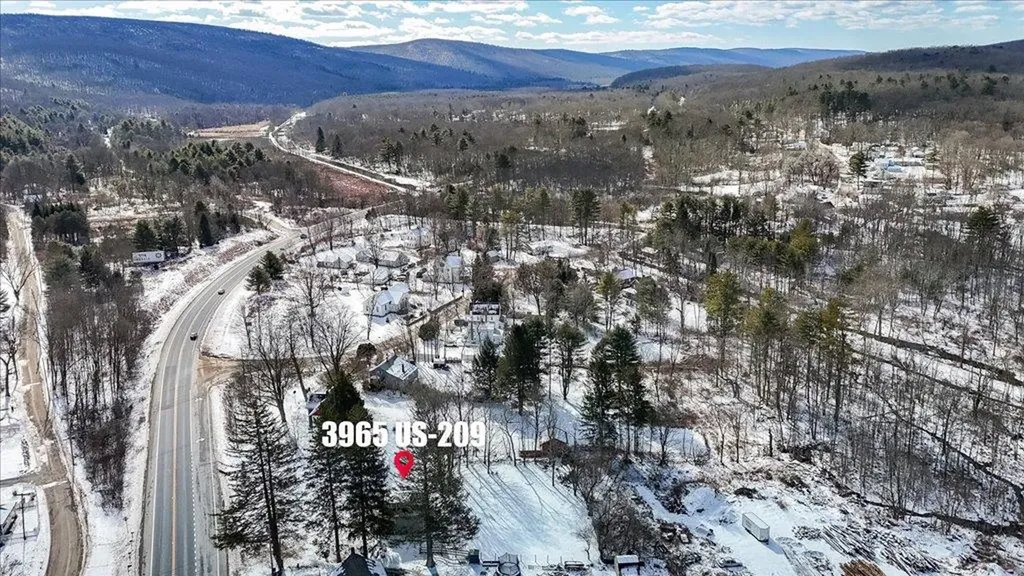 3965 State Route 209 Wurtsboro NY 12790