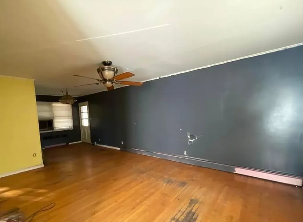 55 S Brookside Avenue Freeport NY 11520
