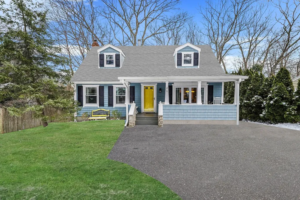5 Tuckahoe Road Brookhaven NY 11789